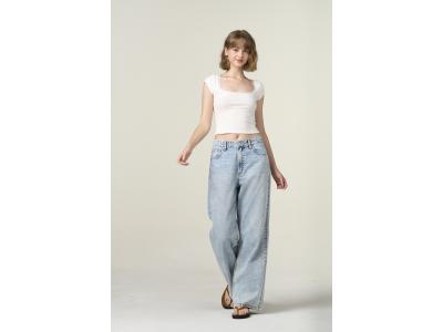 casual loose-fit denim jeans